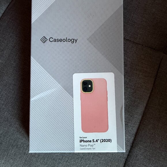 Caseology iPhone 12 mini case - Picture 1 of 3